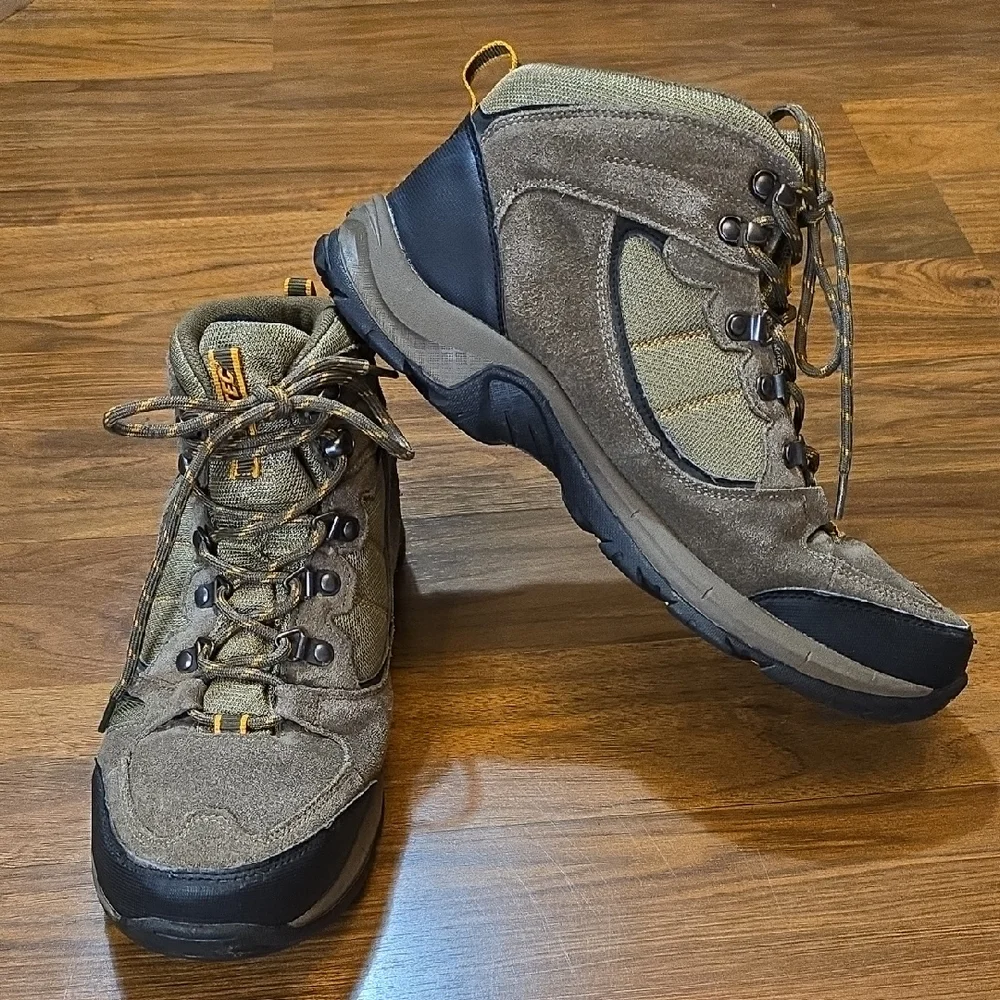 Hi-Tec Lace Up Waterproof Hiking Boots Falcon WP